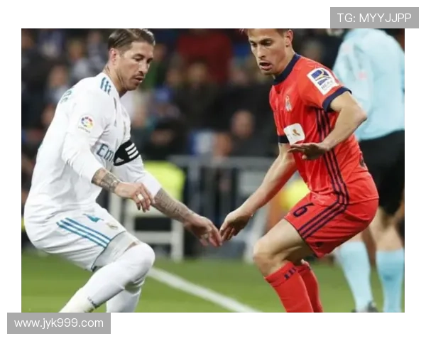 关爱与荣耀并存的足球明星展现人性之美 关爱与荣耀并存的足球明星展现人性之美