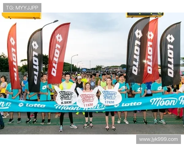 足球明星帅哥魅力四射照片集锦展现运动与时尚的完美结合