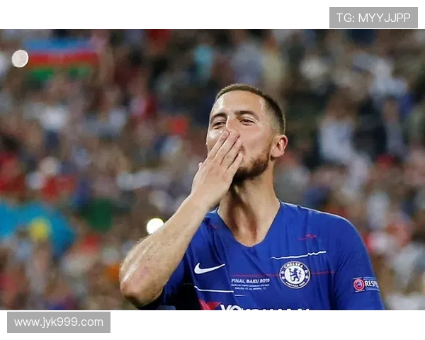 足球明星们的搞笑瞬间吐舌头的魅力与球场上的精彩表现 足球明星们的搞笑瞬间吐舌头的魅力与球场上的精彩表现