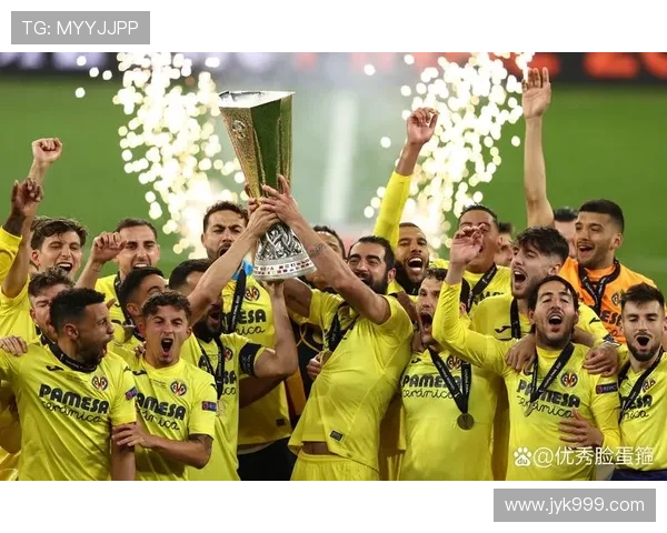 全球足球巨星风采展现与传奇故事分享